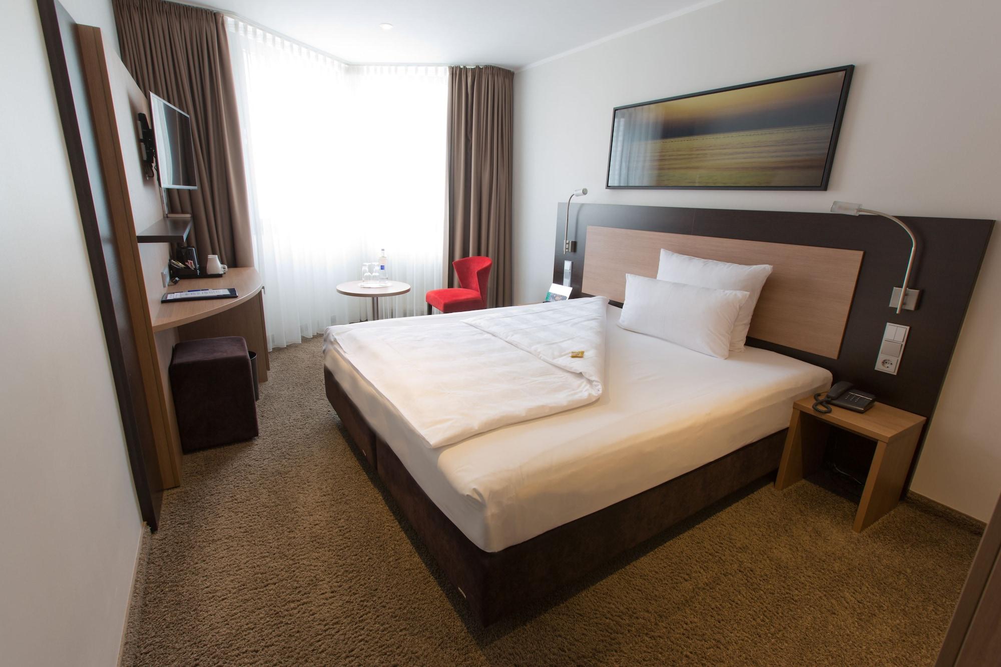 Astor & Aparthotel โคโลญ ภายนอก รูปภาพ
